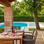 Parun Made For Leisure & Pleasure Villa