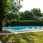Parun Made For Leisure & Pleasure Sajini